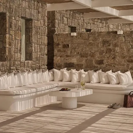 Yi Mykonos Ξενοδοχείο Ελιά