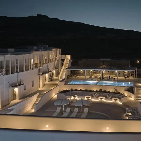 Yi Mykonos Ξενοδοχείο Ελιά