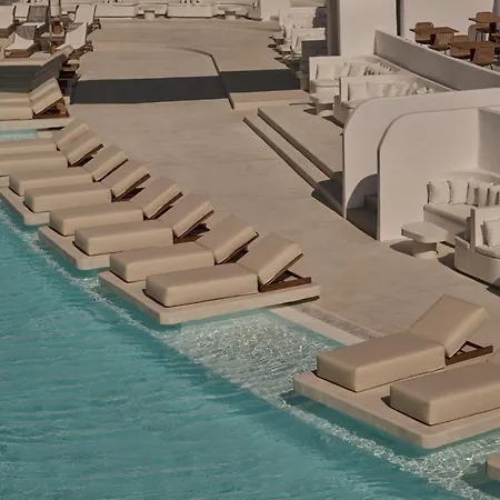 Yi Mykonos Ξενοδοχείο