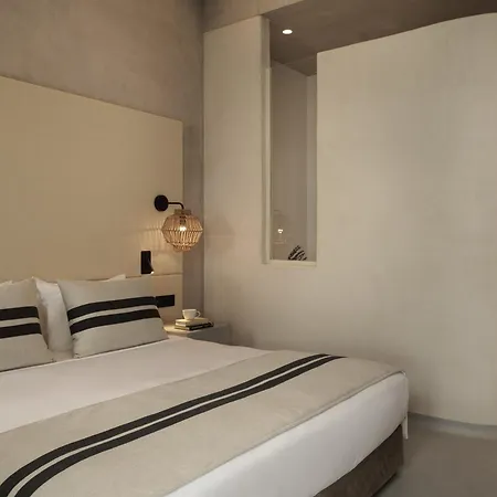 Yi Mykonos Ελιά