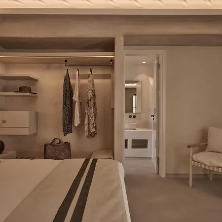 Yi Mykonos Ξενοδοχείο 4*