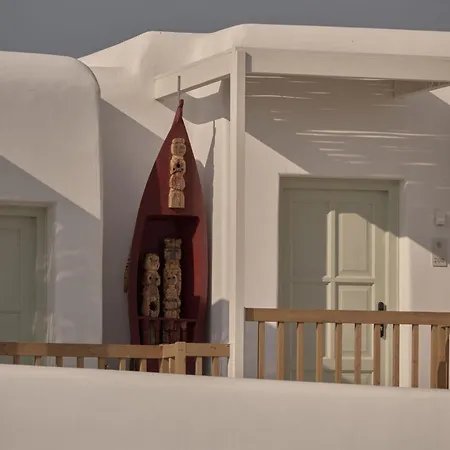 Yi Mykonos Ελιά