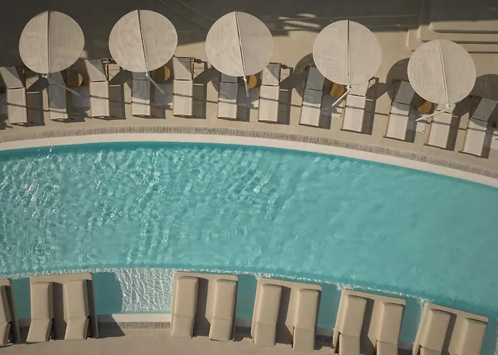 מלון Yi Mykonos 4*