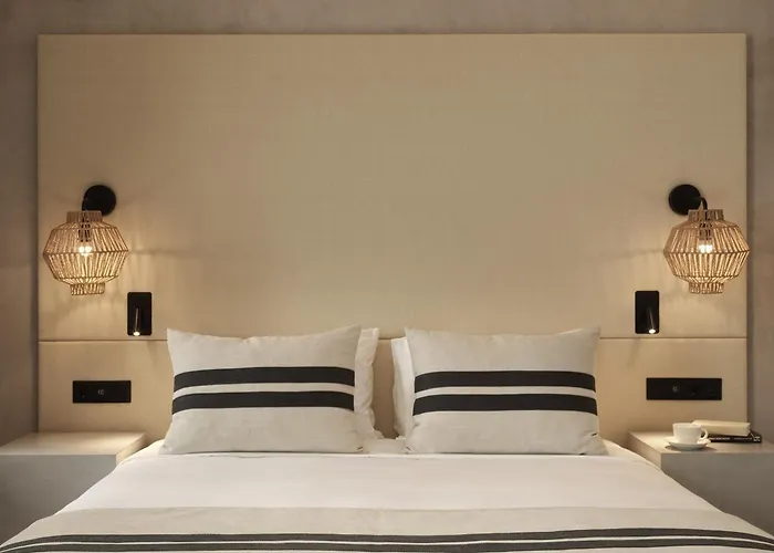 Yi Mykonos מלון 4*