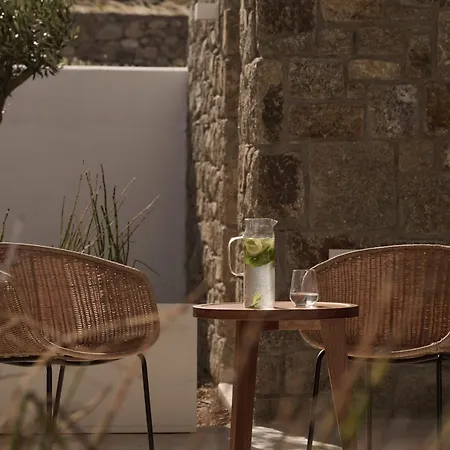 Yi Mykonos Hotel 4*