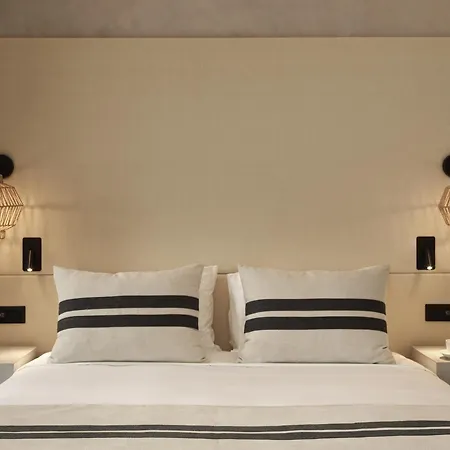 Yi Mykonos Hotel 4*